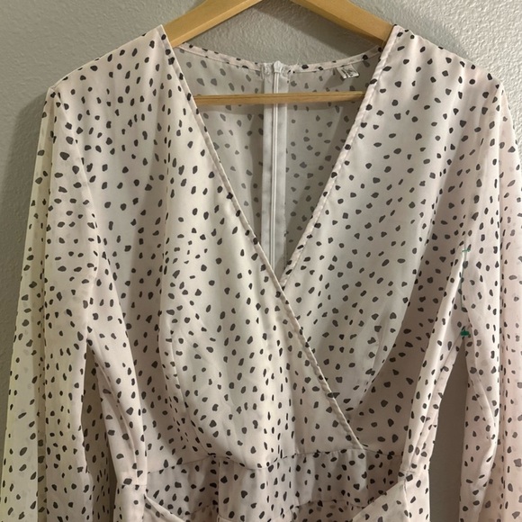 🛍️Charming Charlie Cream and Black Polka Dot Romper - Picture 6 of 9
